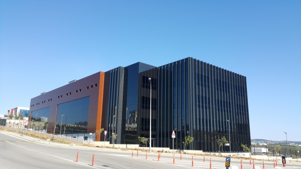 TURGUT İLAÇLARI'NIN GEBZE BİYOFARMASÖTİK TESİSİ, TİTCK ONAYLI GMP SERTİFİKASI ALDI